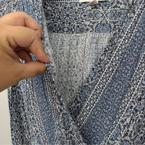 Knox Rose Blue & White Wrap Tie Waist Style Flowy Dress Flutter Sleeve Women S - Picture 3 of 11